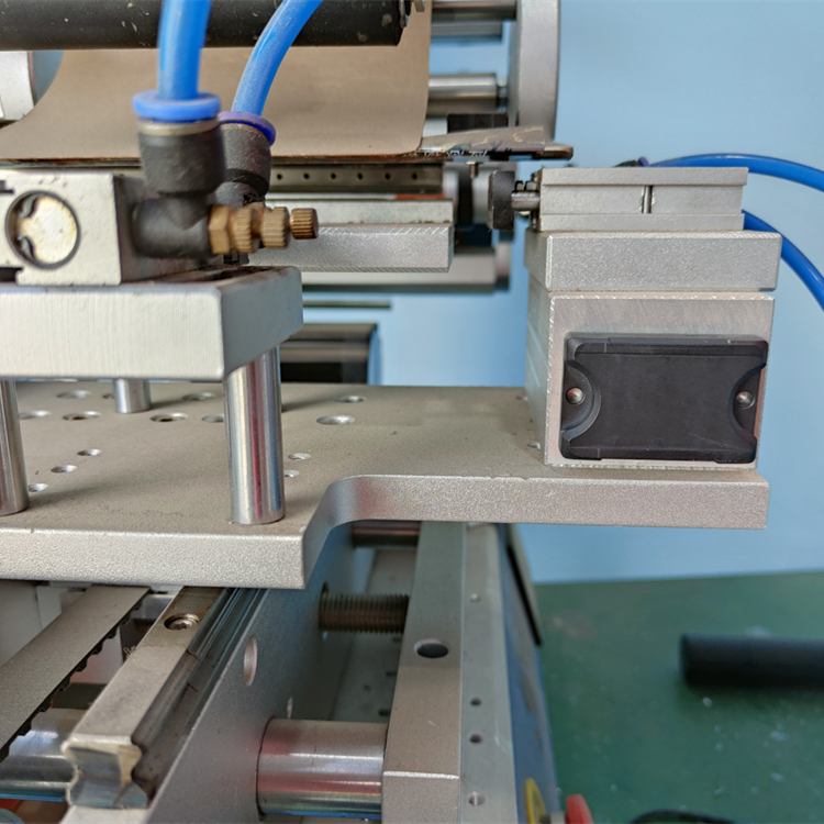 The entire cold chain for pharmaceuticals operates online